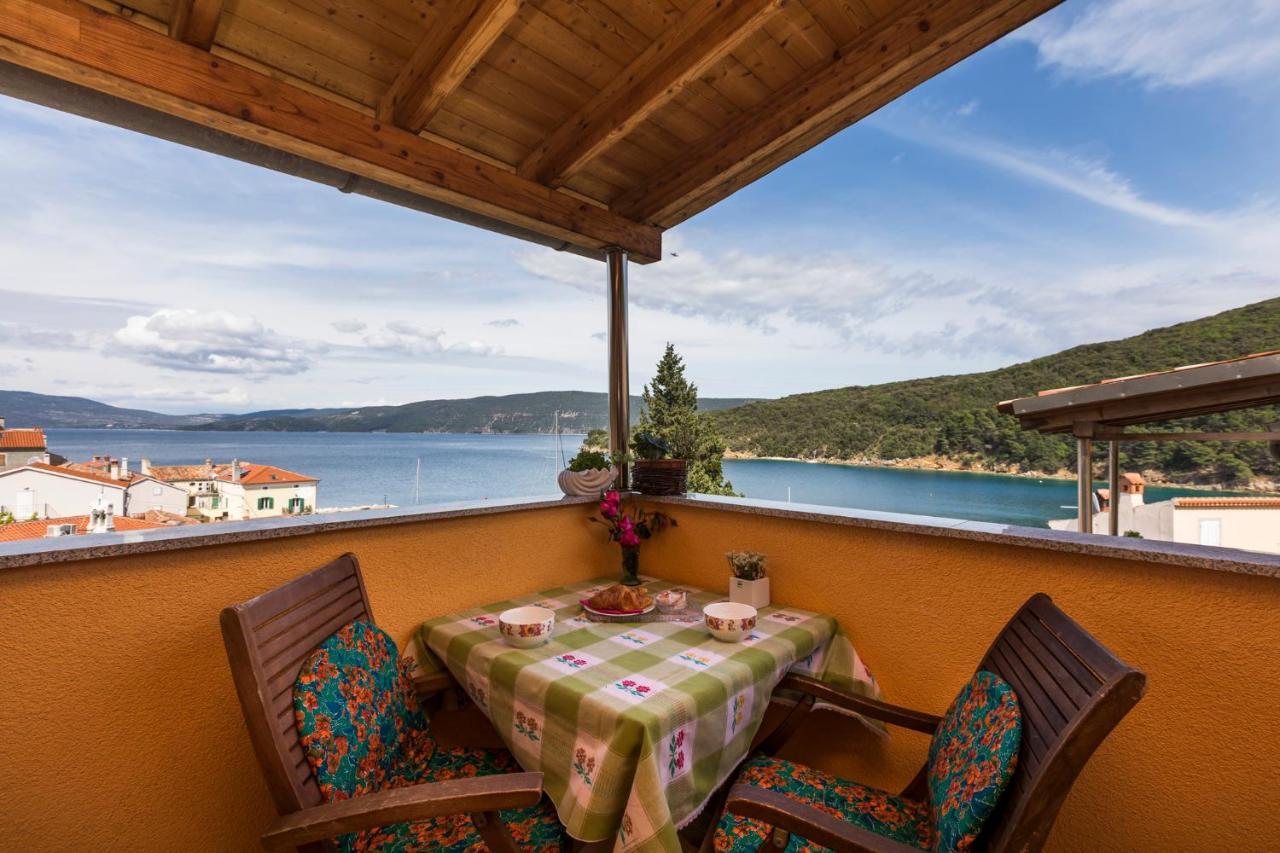 Apartmani I Soba Roberto I Mirjana Valun Bagian luar foto