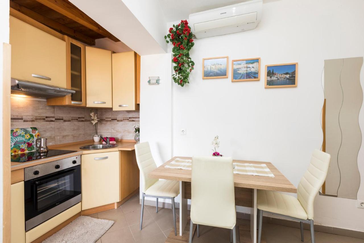 Apartmani I Soba Roberto I Mirjana Valun Bagian luar foto