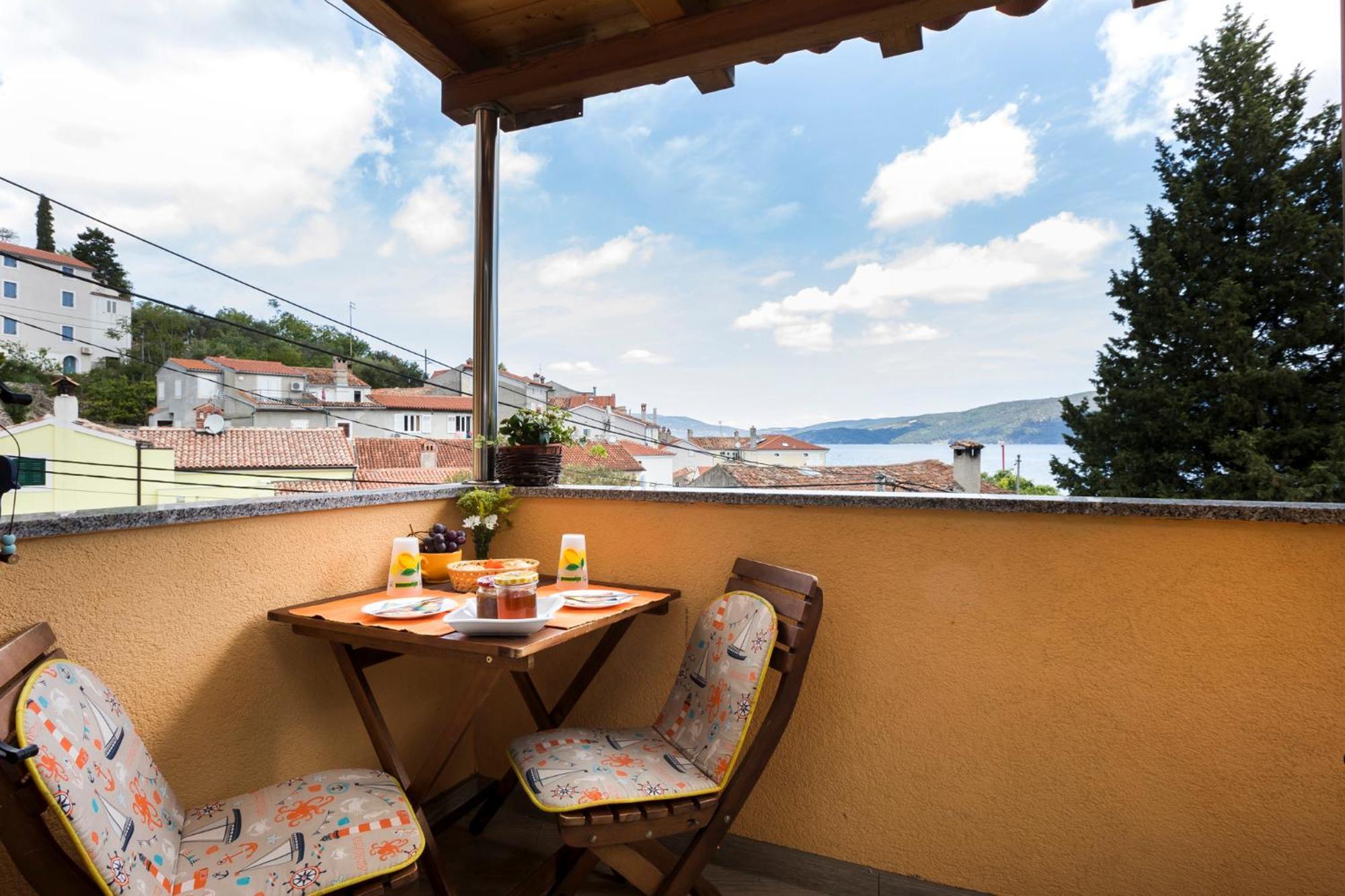 Apartmani I Soba Roberto I Mirjana Valun Bagian luar foto