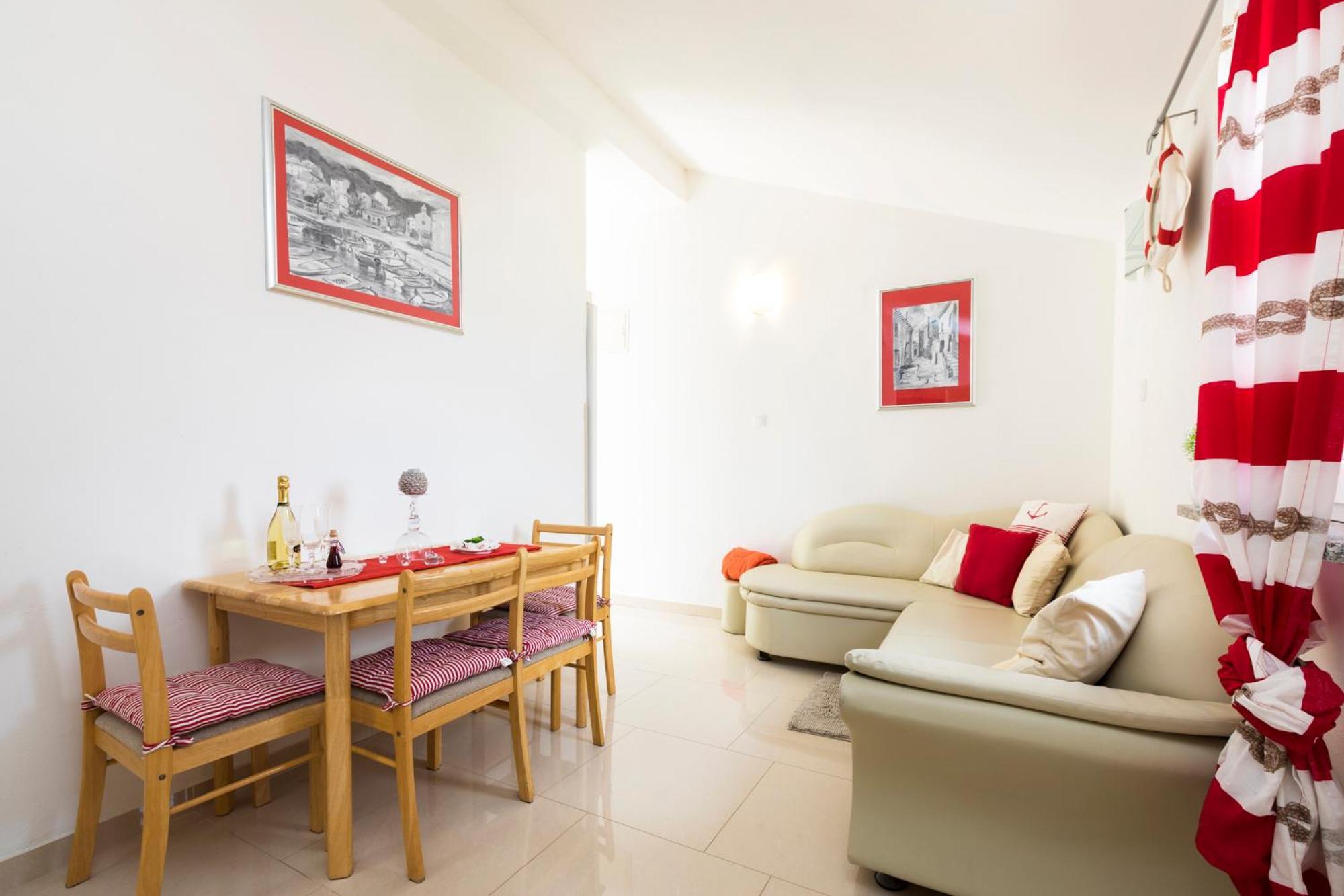 Apartmani I Soba Roberto I Mirjana Valun Bagian luar foto